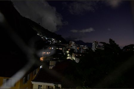 Apartamento à venda com 50m², 2 quartos e 1 vaga Apartamento à venda com 50m², 2 quartos e 1 vagaSala