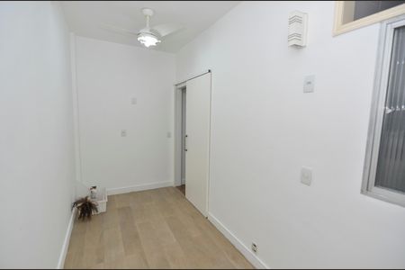 Apartamento à venda com 50m², 2 quartos e 1 vaga Apartamento à venda com 50m², 2 quartos e 1 vagaSuíte