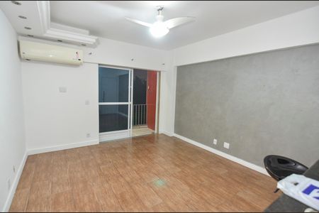 Sala de apartamento à venda com 2 quartos, 50m² em Tijuca, Rio de Janeiro