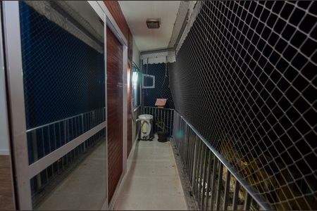 Apartamento à venda com 50m², 2 quartos e 1 vaga Apartamento à venda com 50m², 2 quartos e 1 vagaSala
