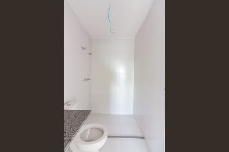 Apartamento à venda com 64m², 2 quartos e 2 vagas Apartamento à venda com 64m², 2 quartos e 2 vagasBanheiro de serviço