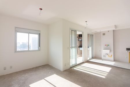 Sala  de apartamento à venda com 2 quartos, 64m² em Jardim das Flores, Osasco