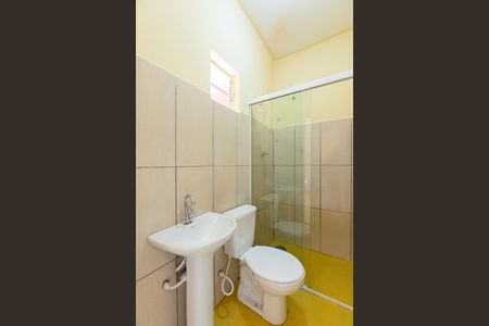 Banheiro de kitnet/studio para alugar com 1 quarto, 20m² em Vila Santa Isabel, Campinas