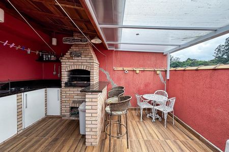 Casa à venda com 230m², 3 quartos e 2 vagas