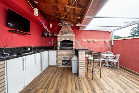Casa à venda com 230m², 3 quartos e 2 vagas