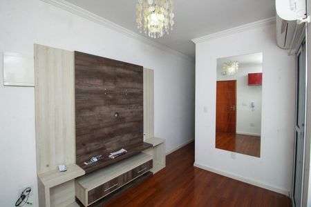 Sala de apartamento para alugar com 2 quartos, 64m² em Vila Pires, Santo André
