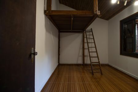 Casa de condomínio para alugar com 213m², 4 quartos e 4 vagas Casa de condomínio para alugar com 213m², 4 quartos e 4 vagasQuarto 3