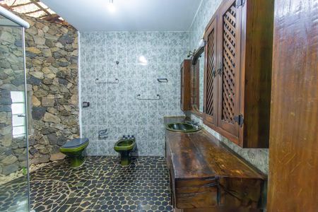 Casa de condomínio para alugar com 213m², 4 quartos e 4 vagas Casa de condomínio para alugar com 213m², 4 quartos e 4 vagasBanheiro do Quarto 4 - Suíte