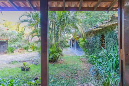 Casa de condomínio para alugar com 213m², 4 quartos e 4 vagas Casa de condomínio para alugar com 213m², 4 quartos e 4 vagasVista do Quarto 4 - Suíte
