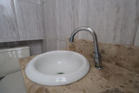 Casa para alugar com 91m², 2 quartos e 2 vagasLavabo