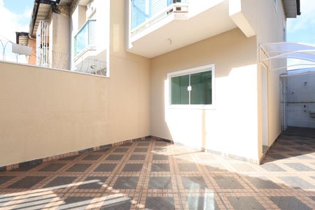 Casa para alugar com 91m², 2 quartos e 2 vagasGaragem