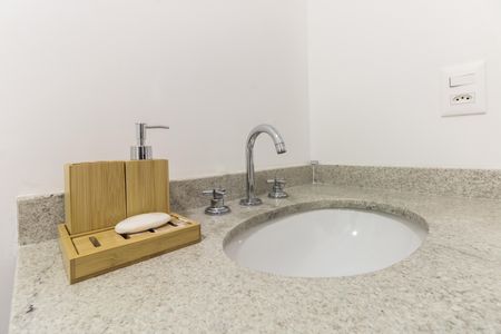 Studio para alugar com 27m², 1 quarto e sem vaga Studio para alugar com 27m², 1 quarto e sem vagaBanheiro