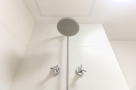 Studio para alugar com 27m², 1 quarto e sem vaga Studio para alugar com 27m², 1 quarto e sem vagaBanheiro