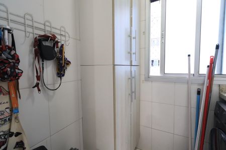 Apartamento para alugar com 68m², 3 quartos e sem vagaÁrea de Serviço