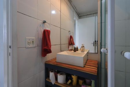 Apartamento para alugar com 68m², 3 quartos e sem vagaBanheiro