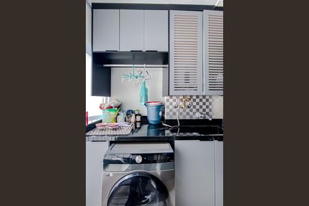 Apartamento à venda com 55m², 2 quartos e 1 vaga Apartamento à venda com 55m², 2 quartos e 1 vagaÁrea de Serviço