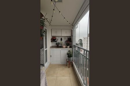 Apartamento à venda com 68m², 3 quartos e 2 vagas Apartamento à venda com 68m², 3 quartos e 2 vagasVaranda