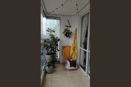 Apartamento à venda com 68m², 3 quartos e 2 vagas Apartamento à venda com 68m², 3 quartos e 2 vagasVaranda