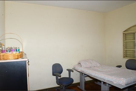 Casa à venda com 450m², 2 quartos e 8 vagasQuarto 1