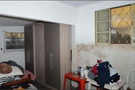 Casa à venda com 450m², 2 quartos e 8 vagascasa 2
