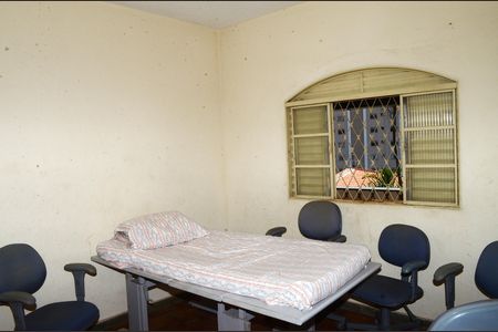 Casa à venda com 450m², 2 quartos e 8 vagasQuarto 1