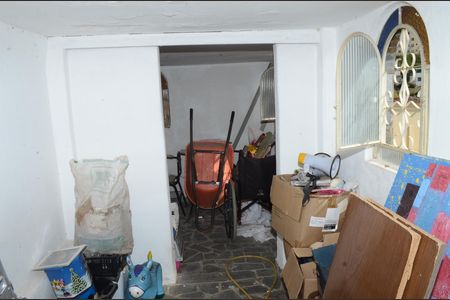 Casa à venda com 450m², 2 quartos e 8 vagasPorão