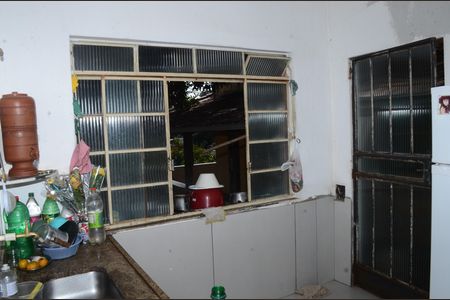 Casa à venda com 450m², 2 quartos e 8 vagascasa 2