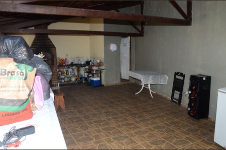 Casa à venda com 450m², 2 quartos e 8 vagasÁrea gourmet