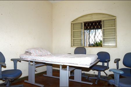 Casa à venda com 450m², 2 quartos e 8 vagasQuarto 1