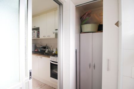 Apartamento à venda com 46m², 1 quarto e 1 vaga Apartamento à venda com 46m², 1 quarto e 1 vagaÁrea de Serviço