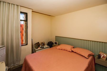 Apartamento à venda com 2 quartos, 77m² em São Francisco, Belo Horizonte