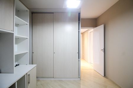 Apartamento à venda com 127m², 3 quartos e 2 vagasQuarto 2