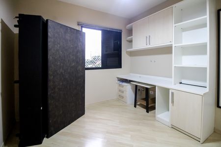 Apartamento à venda com 127m², 3 quartos e 2 vagasQuarto 2