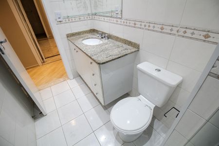 Apartamento à venda com 127m², 3 quartos e 2 vagasBanheiro social