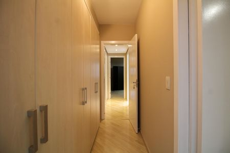 Apartamento à venda com 127m², 3 quartos e 2 vagasCorredor