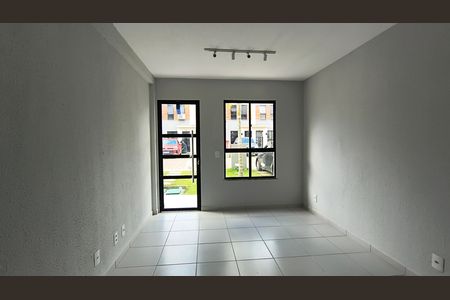 Sala de apartamento à venda com 2 quartos, 58m² em Vargem Grande, Rio de Janeiro