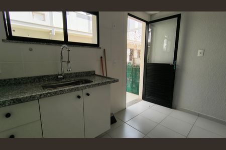 Apartamento à venda com 58m², 2 quartos e 1 vaga Apartamento à venda com 58m², 2 quartos e 1 vagaCozinha