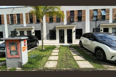 Apartamento à venda com 58m², 2 quartos e 1 vaga Apartamento à venda com 58m², 2 quartos e 1 vagaFachada da Casa