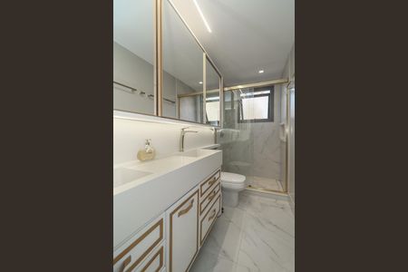 Apartamento à venda com 159m², 3 quartos e 2 vagasBanheiro da Suíte