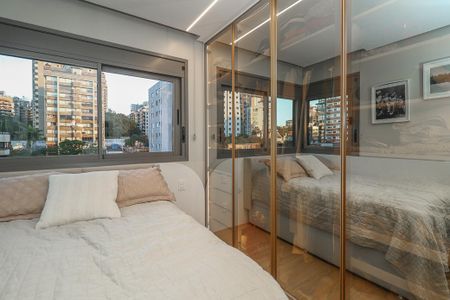 Apartamento à venda com 159m², 3 quartos e 2 vagasQuarto 3 - Suíte