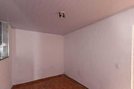 Casa para alugar com 36m², 1 quarto e sem vaga Casa para alugar com 36m², 1 quarto e sem vagaCopa