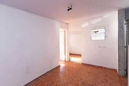Casa para alugar com 36m², 1 quarto e sem vaga Casa para alugar com 36m², 1 quarto e sem vagaCopa