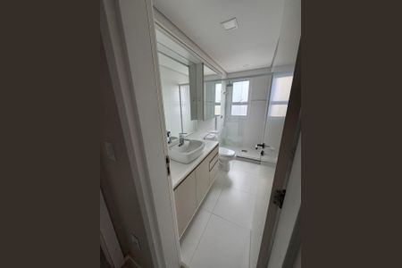 Apartamento para alugar com 79m², 2 quartos e 2 vagas Apartamento para alugar com 79m², 2 quartos e 2 vagasBanheiro