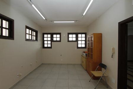 Casa à venda com 350m², 4 quartos e 5 vagasCozinha