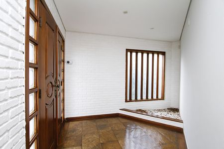 Casa à venda com 350m², 4 quartos e 5 vagasEntrada