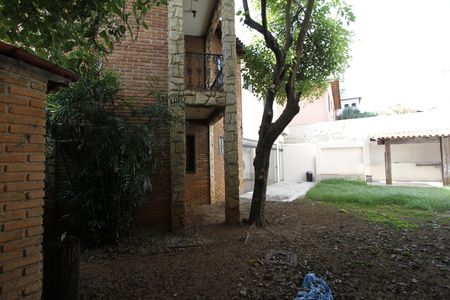 Casa à venda com 350m², 4 quartos e 5 vagasÁrea externa