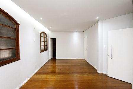 Casa à venda com 350m², 4 quartos e 5 vagasQuarto 1