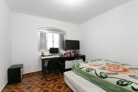 Casa à venda com 159m², 4 quartos e 3 vagas Casa à venda com 159m², 4 quartos e 3 vagasQuarto 4