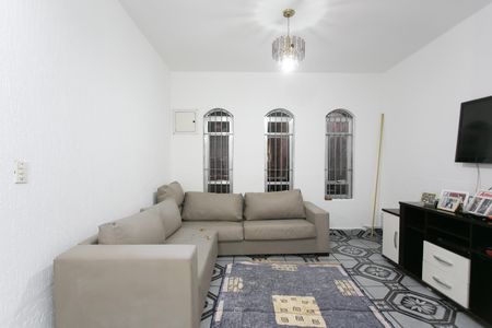 Casa à venda com 159m², 4 quartos e 3 vagas Casa à venda com 159m², 4 quartos e 3 vagasSala 1
