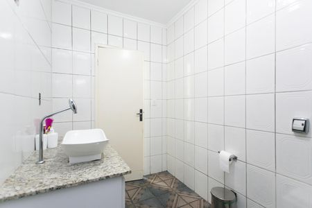 Casa à venda com 159m², 4 quartos e 3 vagas Casa à venda com 159m², 4 quartos e 3 vagasBanheiro 2